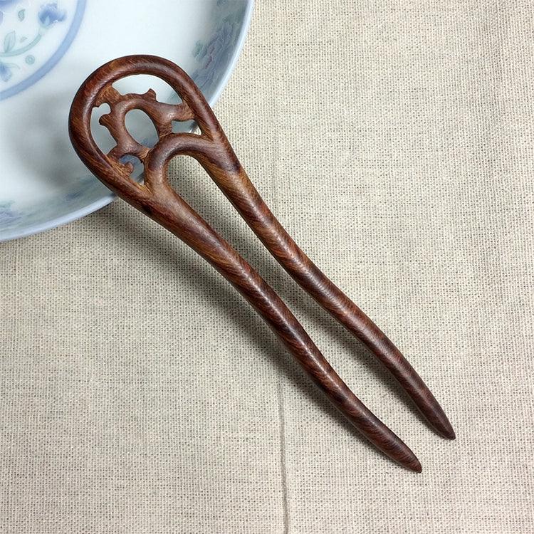 Classical sandalwood tassel hairpin-U-shaped Carving + Gift Box, Gift Box Colors Are Random, U-shaped Carving Red